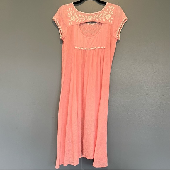 NWOT Free People India Gauze Embroidered Dress Pit to Pit: 23”. - Picture 6 of 8